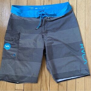 RVCA Boardshorts Mens 31 Striped Black White Swim Trunks Drawstring Logo Pocket